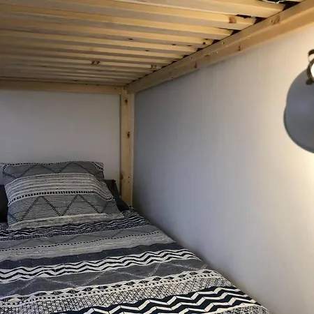 M4 Cool Terrace. 1 Min To Metro. 15 Min To Center Apartment Esplugues de Llobregat