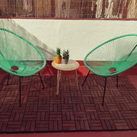 Apartment M4 Cool Terrace. 1 Min To Metro. 15 Min To Center *