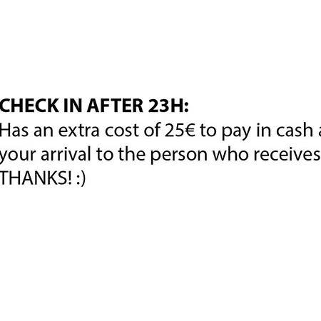 M4 Cool Terrace. 1 Min To Metro. 15 Min To Center