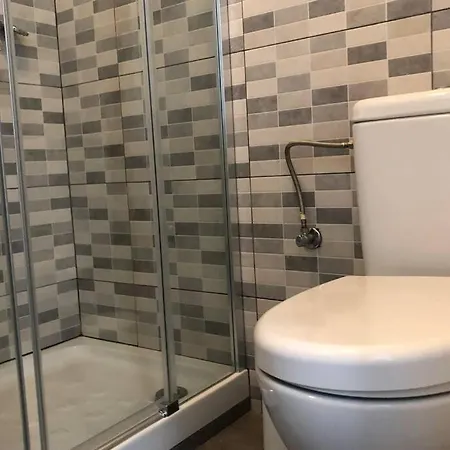 Apartment M4 Cool Terrace. 1 Min To Metro. 15 Min To Center Esplugues de Llobregat